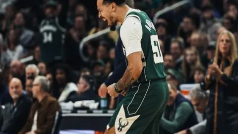 18岁新星王钰栋惊险得分7分，坦诚短板拒绝伤病说辞